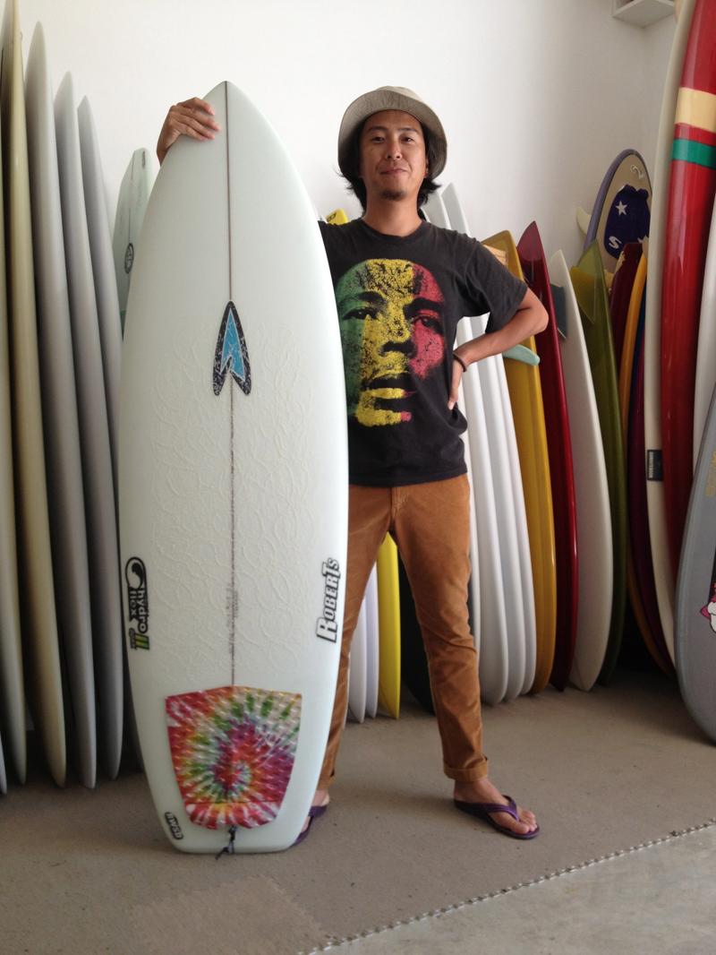 今日のYES ! SURFER !! 「 Roberts Surfboards Mush Machine 5.6