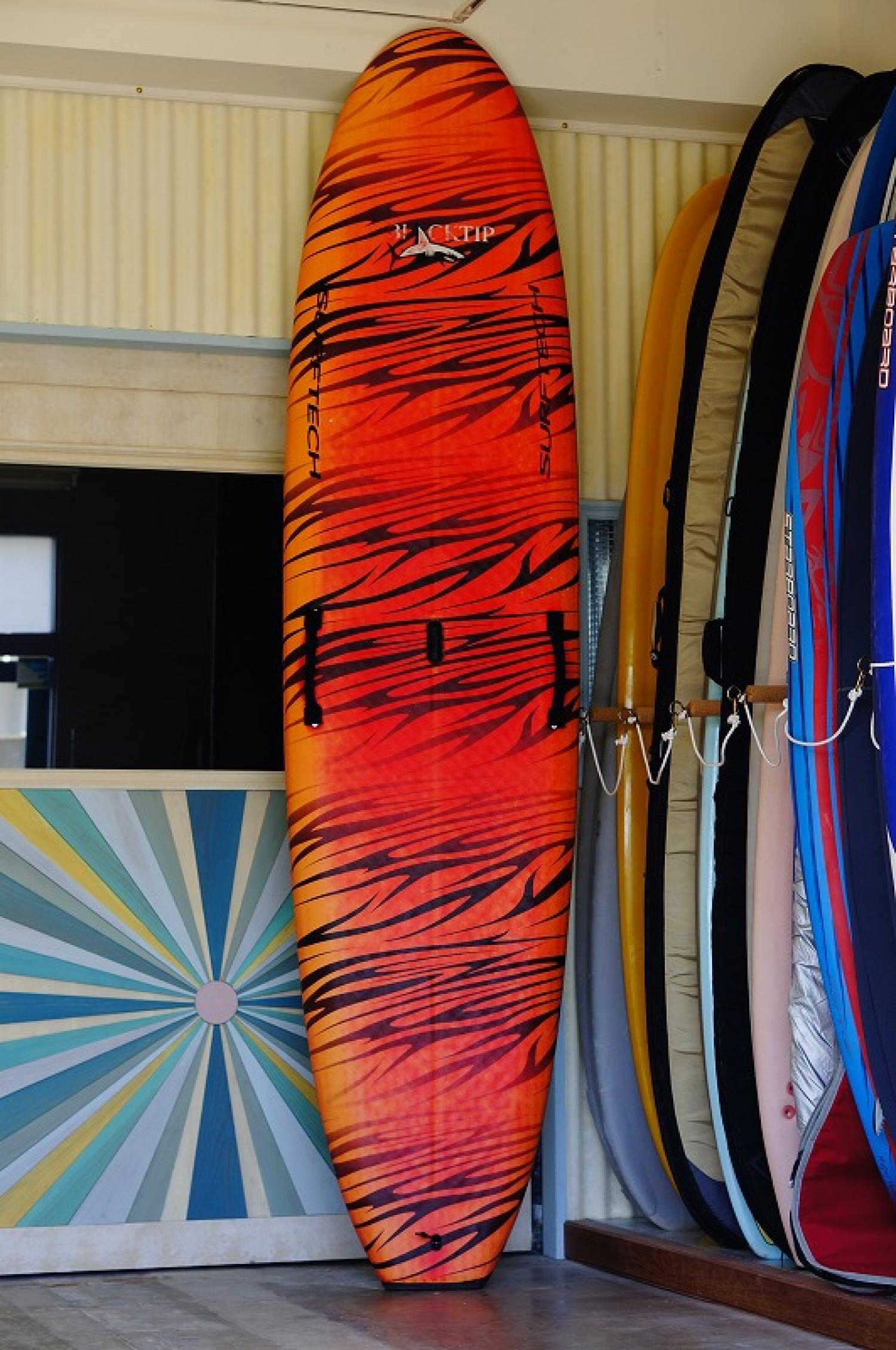 Surf Tech Black tip 10.6"
