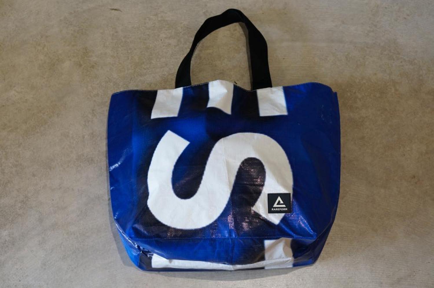 RARE FORM  BASIC TOTEBAG BLUE