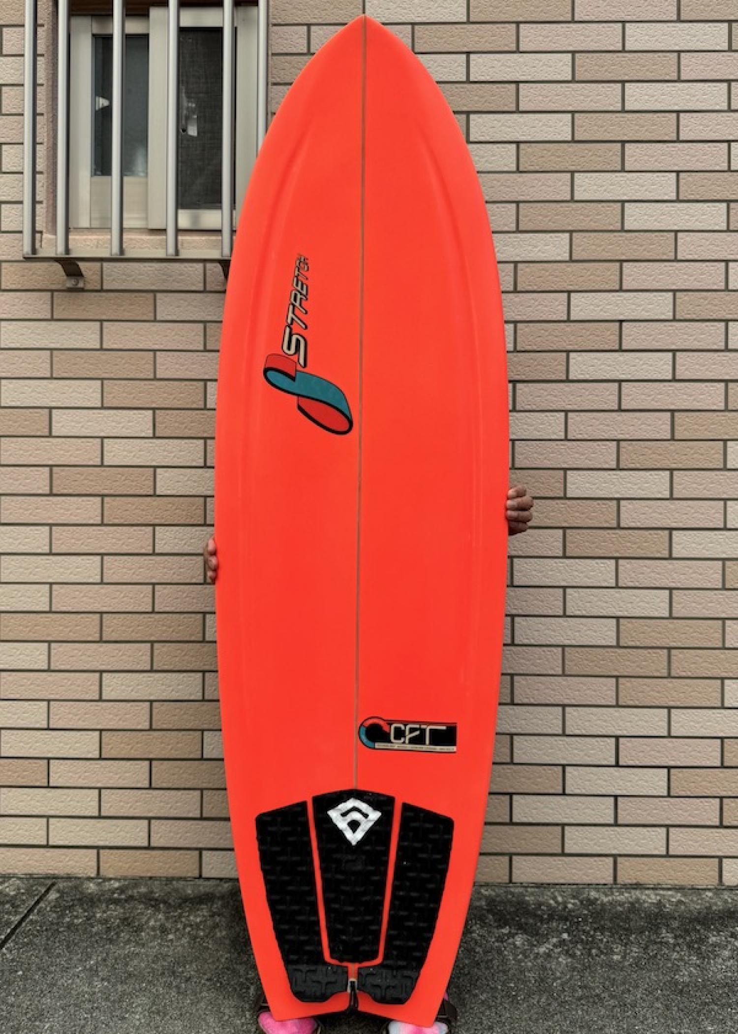 USED BOARDS(STRETCH SURFBOARDS Mr BUZZ 5.3)