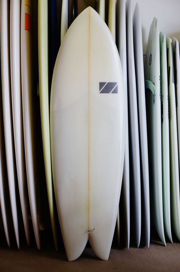 USED BOARDS(Zamora Quad Fish 6'0")