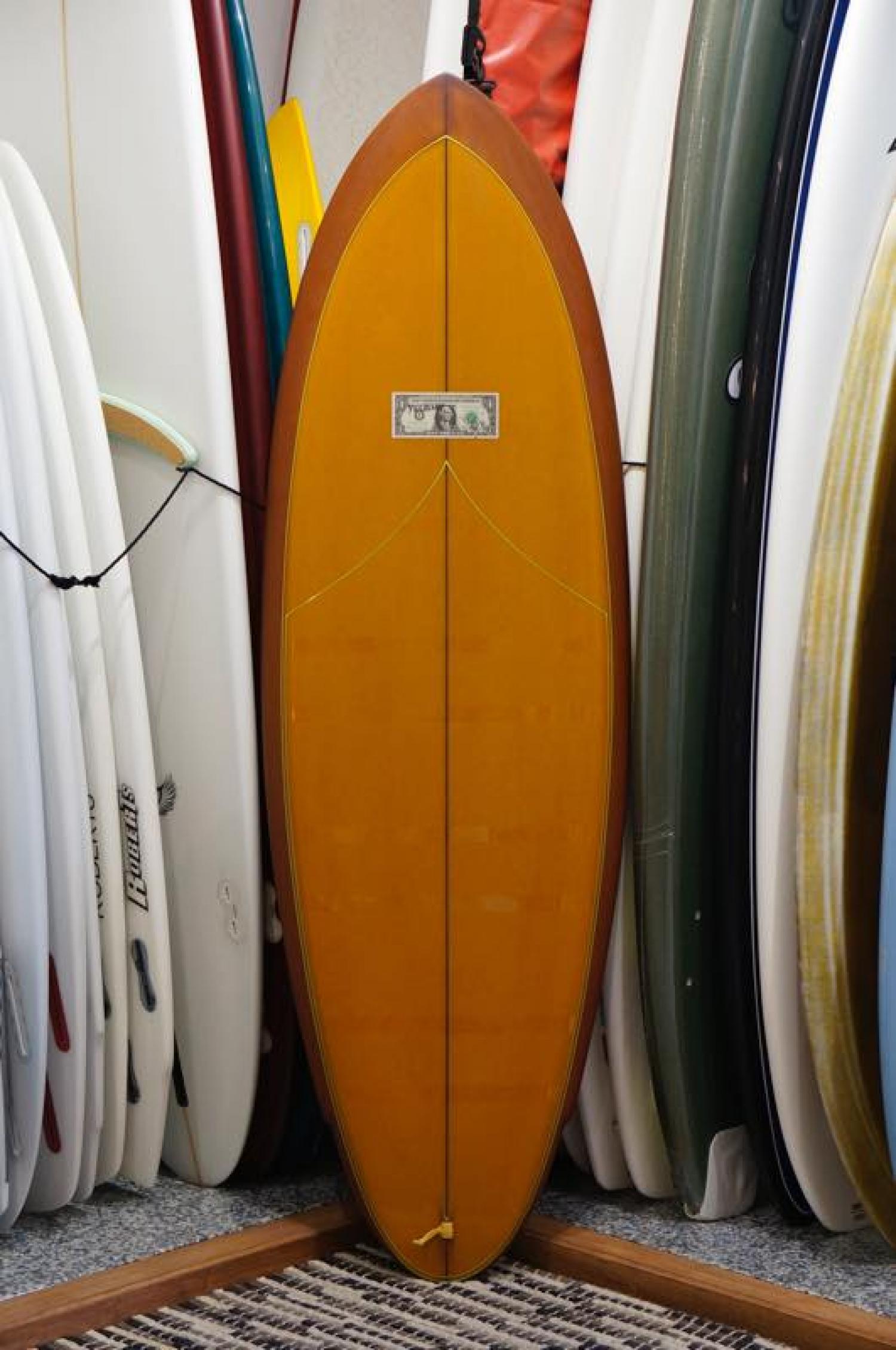 McCallum Surfboards Twin 5.10 New mint condition