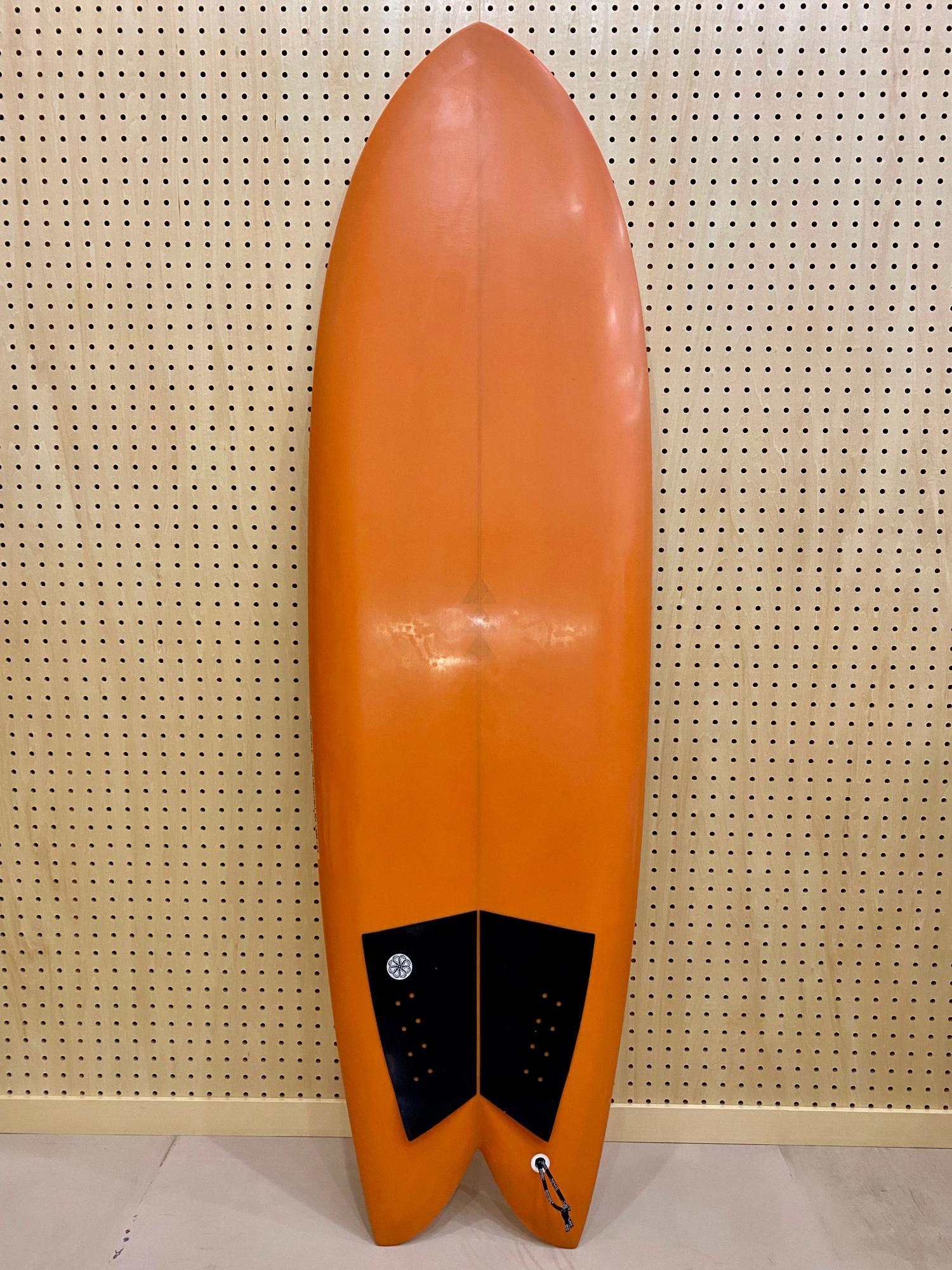 USED BOARDS (CALIFORNIA FISH 5.8 QUAD Furrow Surf Craft) 