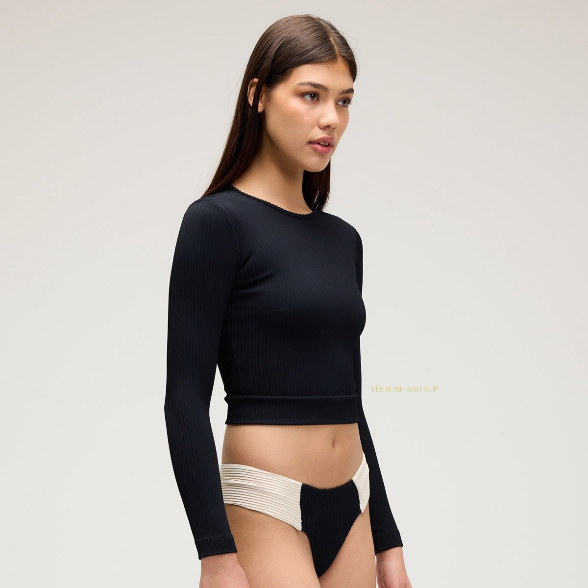 Seea Palomar Crop Top Rashguard Black Rib