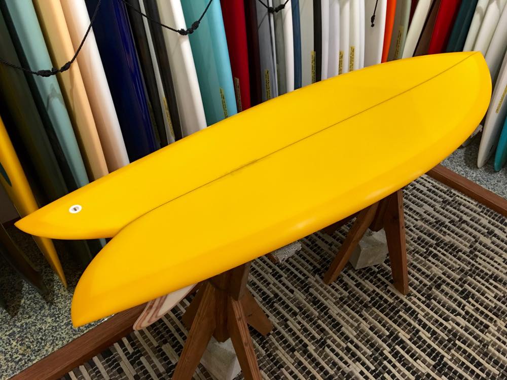 TWIN FISH 5.5 FH Yellow Tint [CHRISTENSON SURFBOARDS] |沖縄 