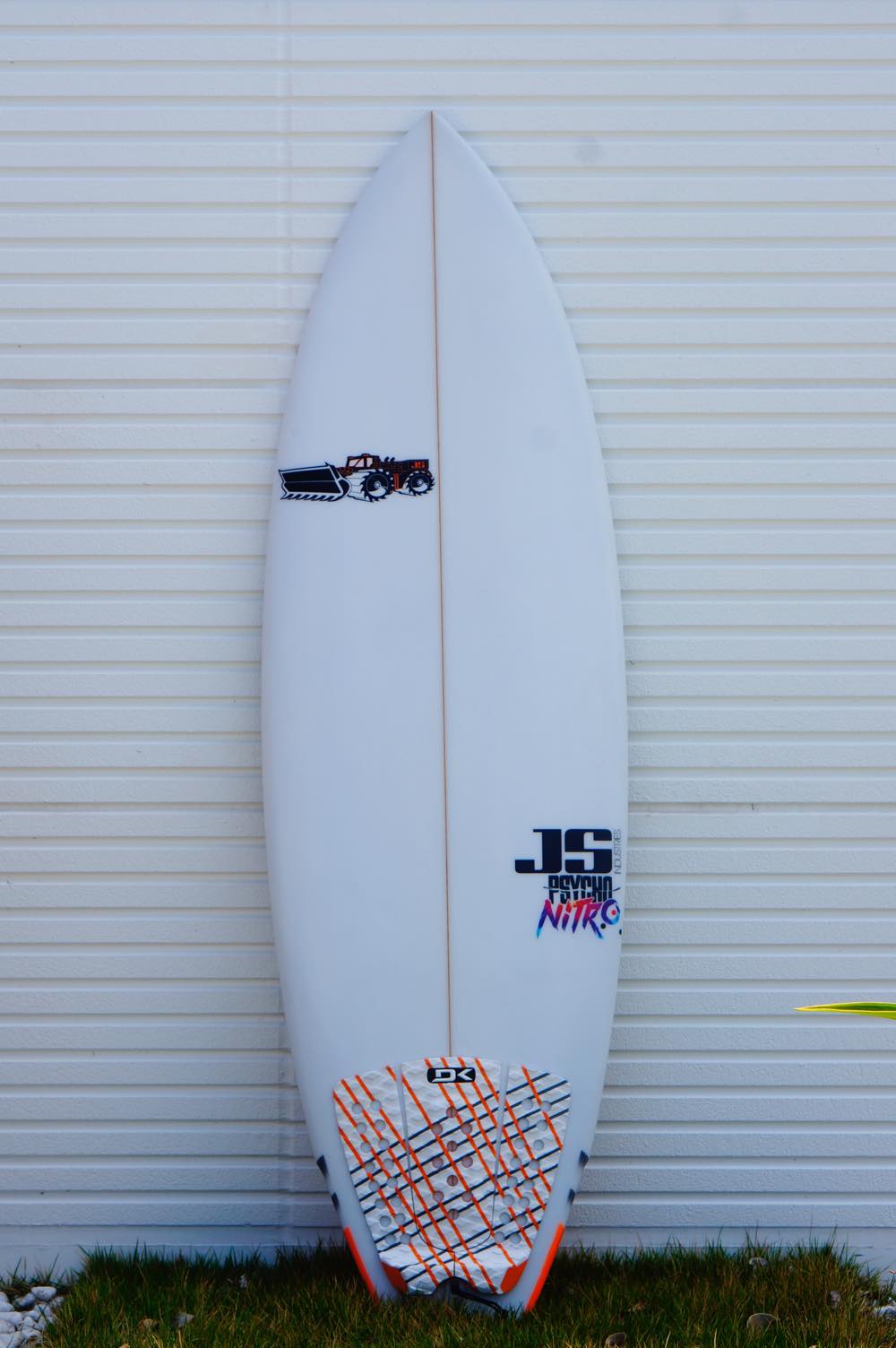 USED BORDS(JS PSYCHO NITRO 5.7)|沖縄サーフィンショップ「YES SURF」