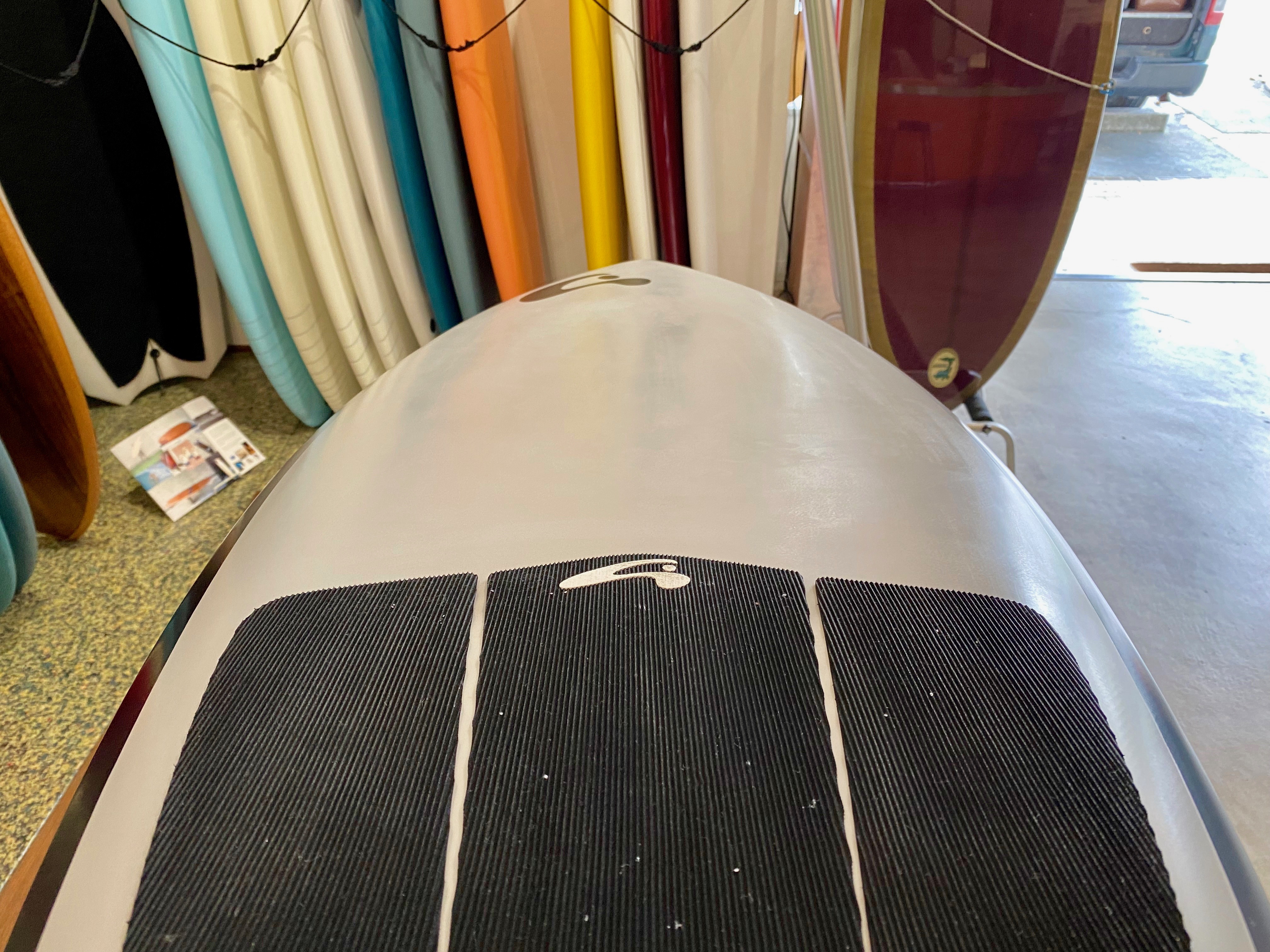 USED (Amundson Customs PRONE FOIL BOARD Nubby 5.0)|沖縄サーフィン 