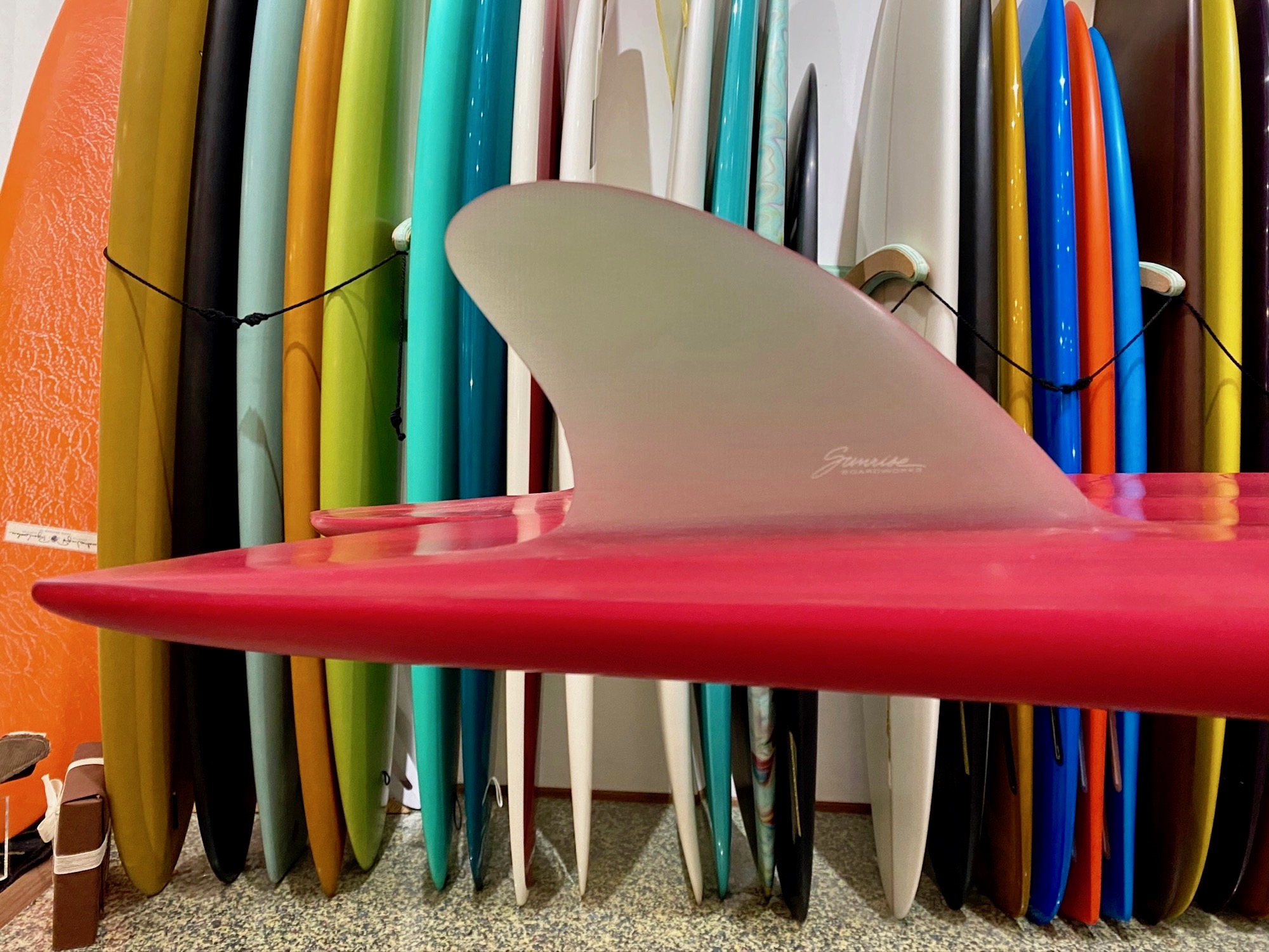 APE 6.8 Keel fin Edge board|沖縄サーフィンショップ「YES SURF」
