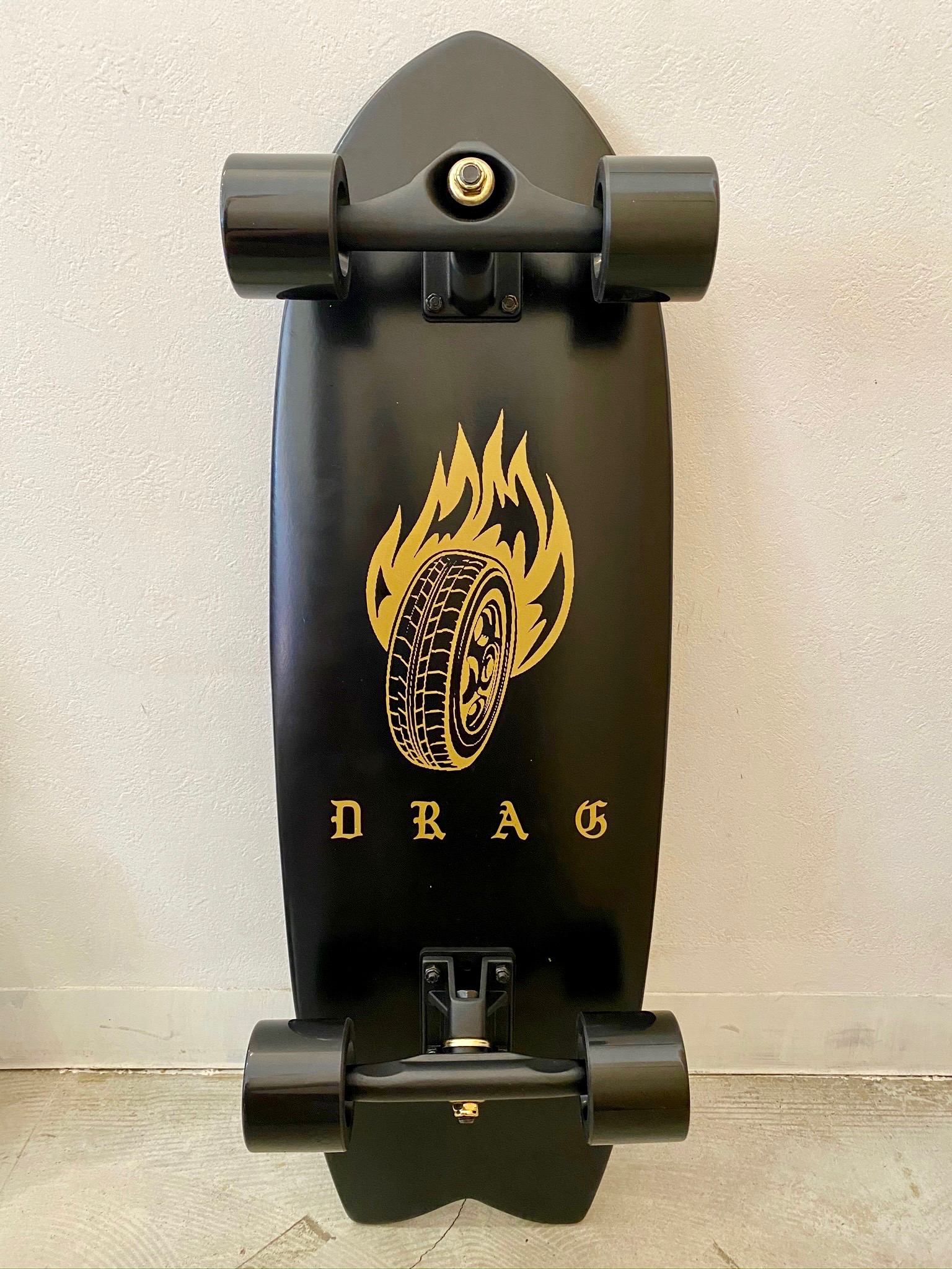 【今月末まで値下げ】DRAG×INTORO SKATE BOARD FISH29