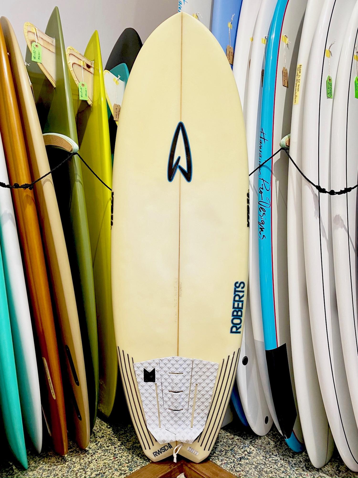 USED BOARDS(Roberts Pool Toy 5.4)