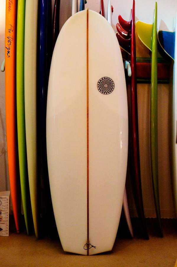 USED BOARDS(JIMMIE HINES Diamond Tail Simmons5'5")