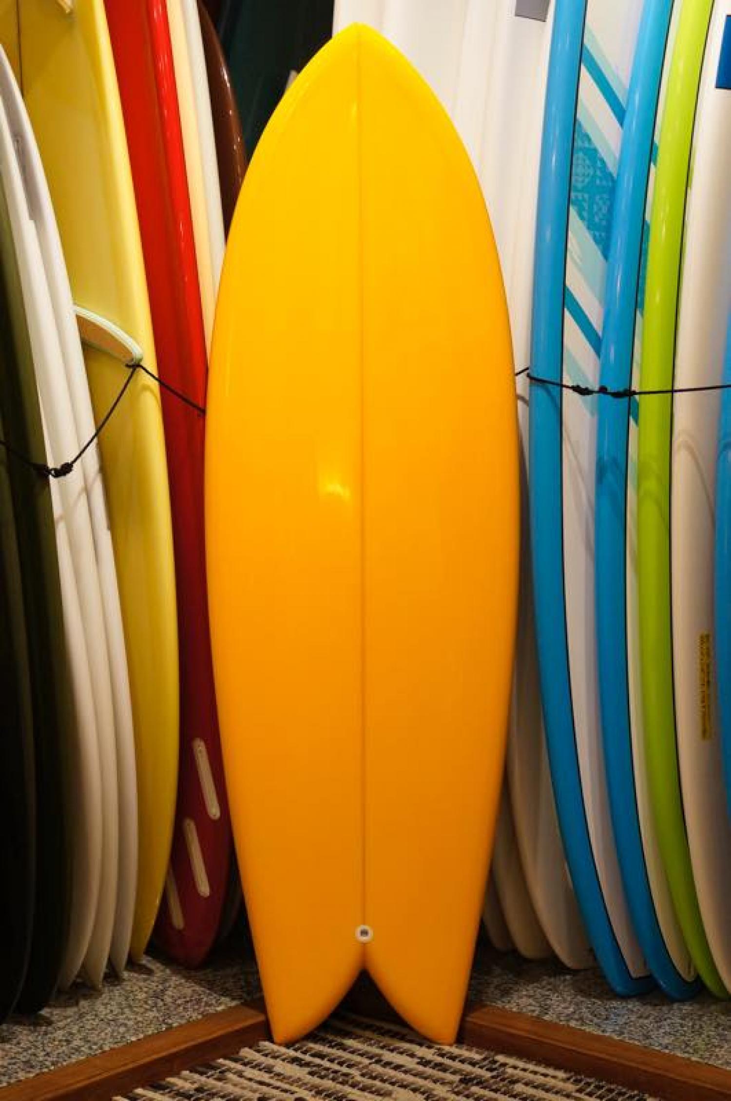 RMD SURFBOARDS 5.9 Hybrid Twin Yellow Tint