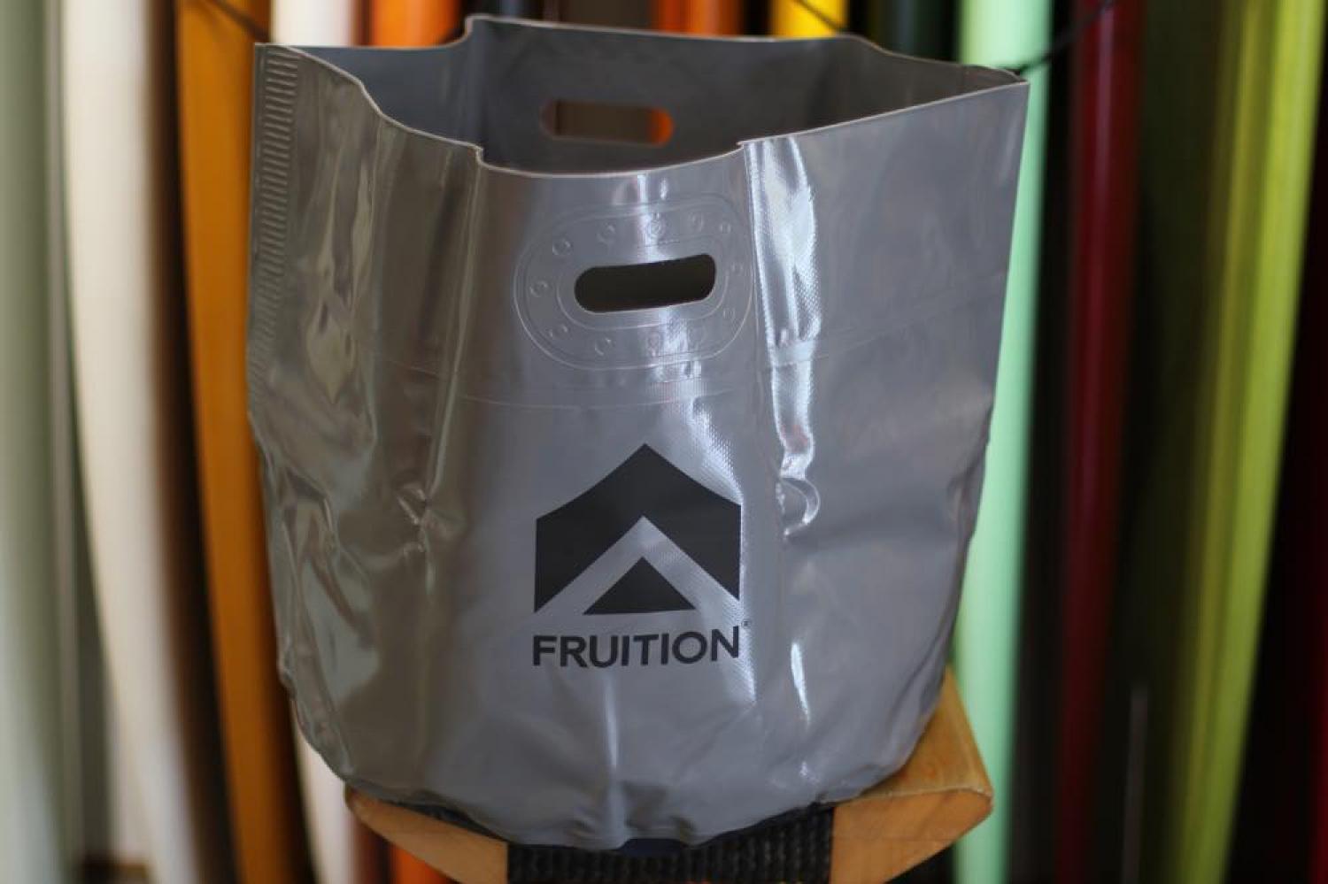 FRUITION WATAER PROOF　GREY