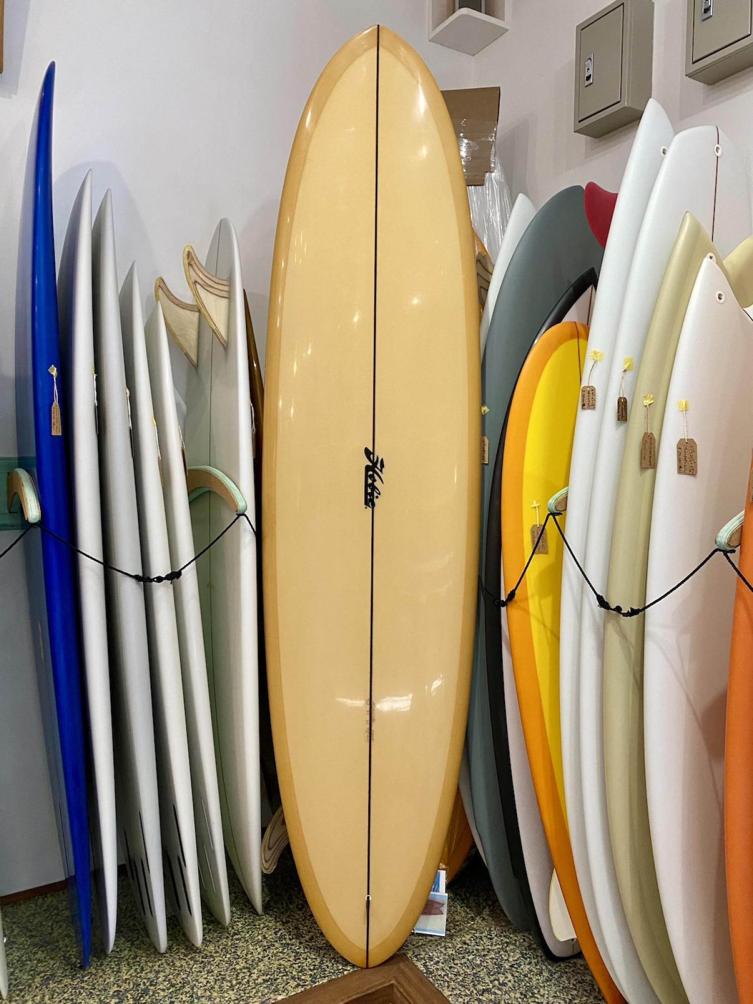 USED (HOBIE SURFBOARDS- NEW RETORO EGG 7.6)